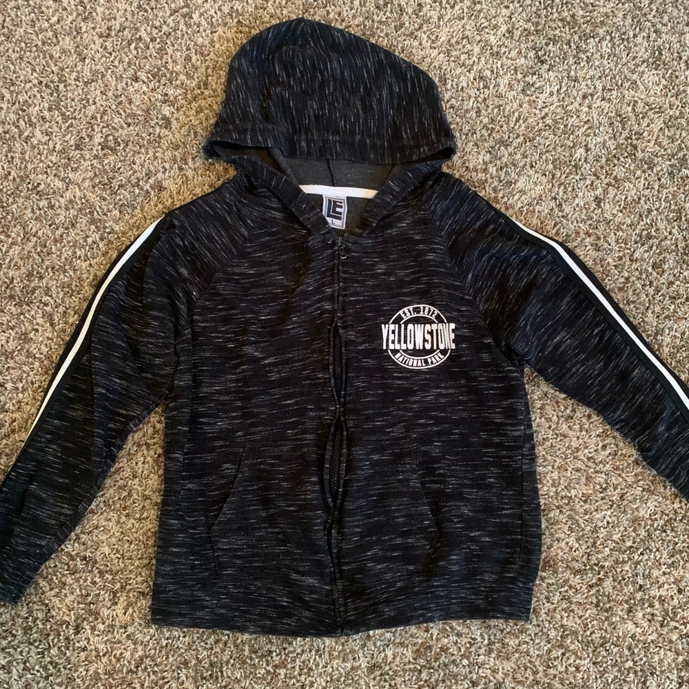 Cute zip up hoodie!